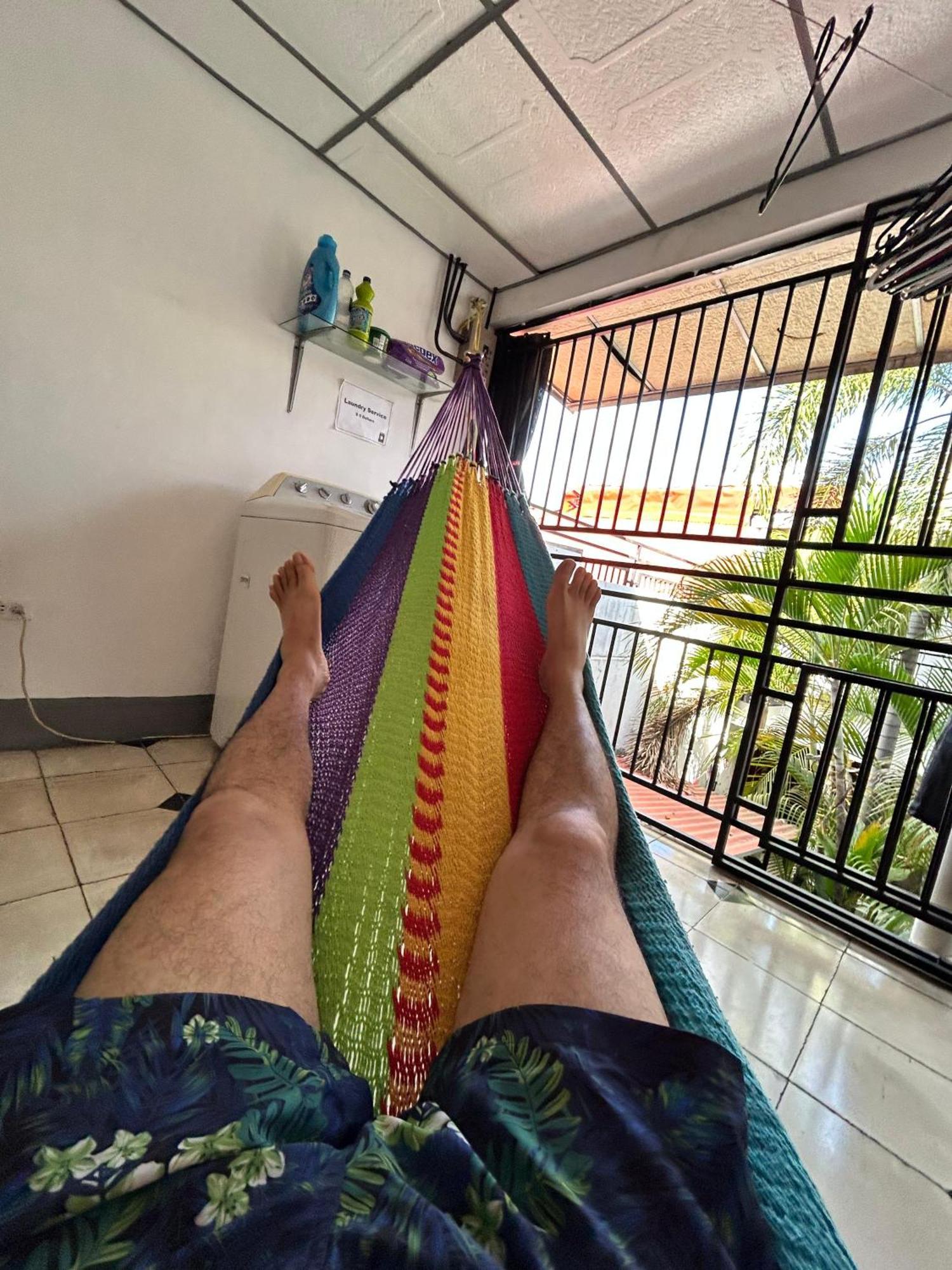 El Callejon Guest House เลออน ภายนอก รูปภาพ