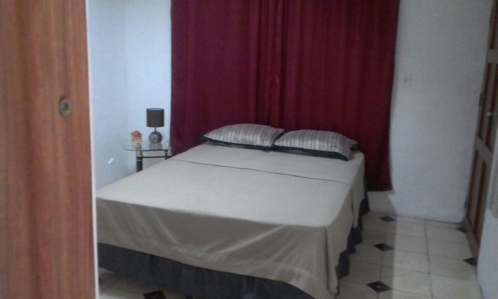 El Callejon Guest House เลออน ภายนอก รูปภาพ